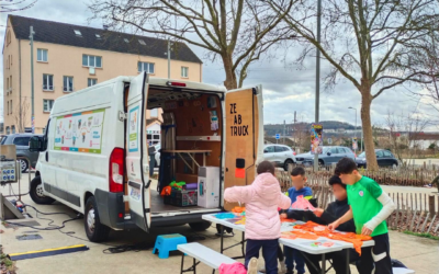 Flocage carnaval en pied d’immeuble